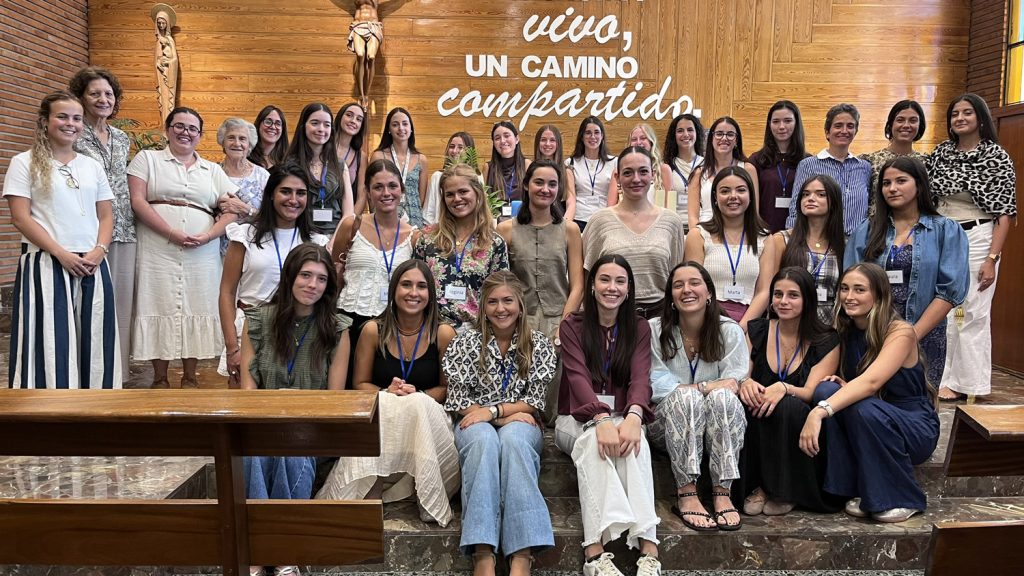 COMENZAMOS EL CURSO: ACOGIDA, INTEGRACIÓN Y NUEVOS CAMINOS